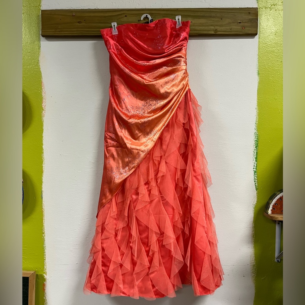 Gorgeous Orange/Peach Dress